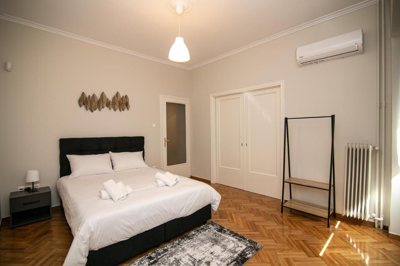 Nobili Guesthouse アテネ エクステリア 写真